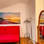 Jolie Privee Centre-ville Hostel Nizza