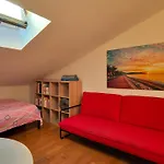 Jolie Privee Centre-ville Hostel Nizza